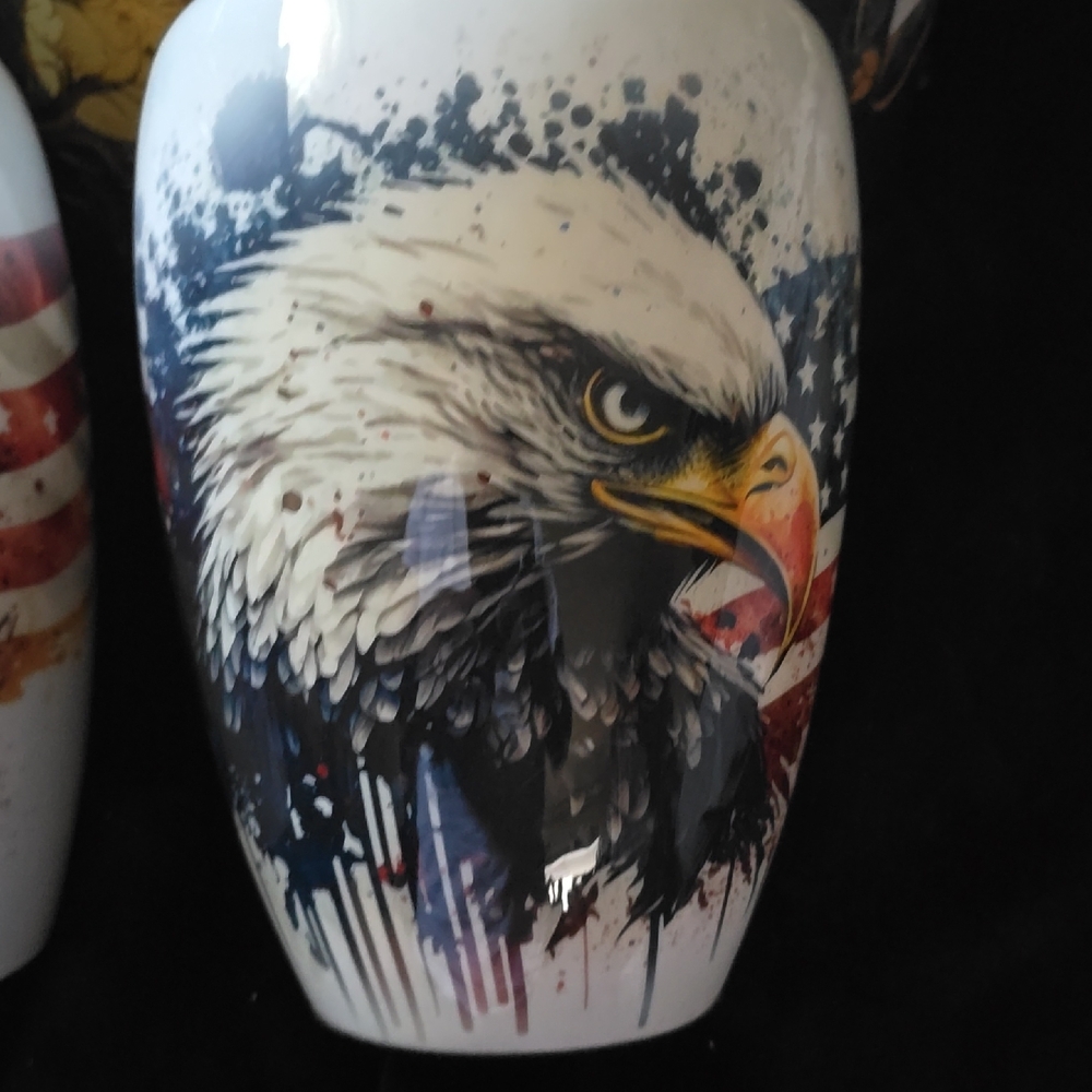 Eagle Design Ceramic Vase
